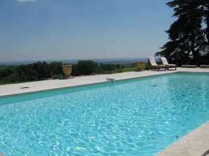 4 star bed and breakfast La Bourdonniere in Beaujolais (France)